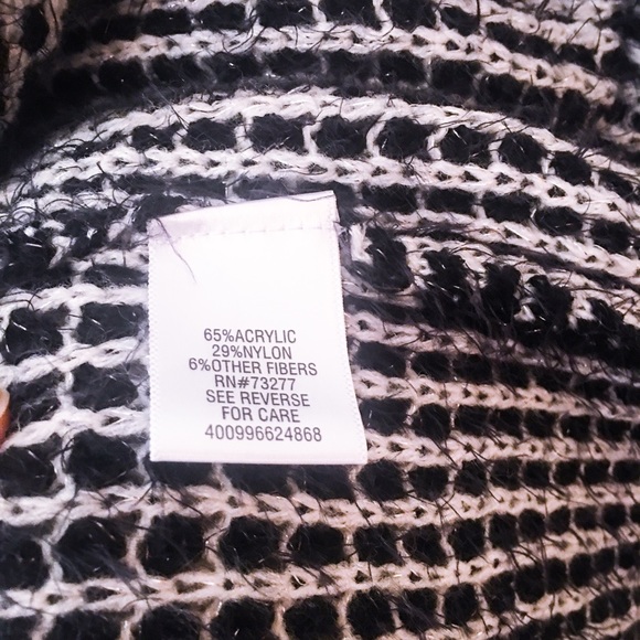 Princess Vera Wang Extra Long Cardigan - Picture 6 of 7